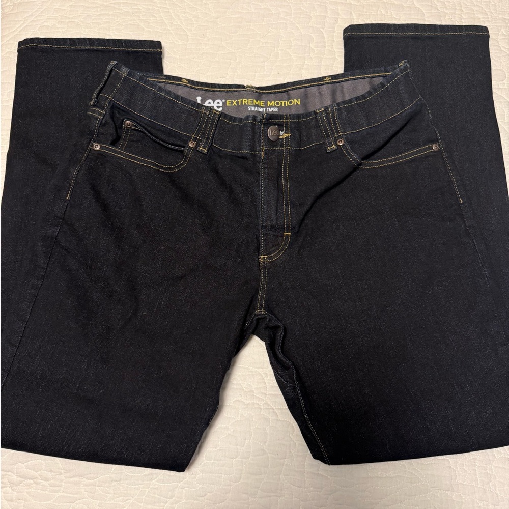 Lee Men's Dark Wash Indigo Straight Taper Extreme Motion Jeans 34x30